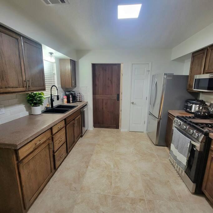 The Ritz Spa Sanctuary Hot Tub/Patio/Fam/Pet Las Cruces Εξωτερικό φωτογραφία